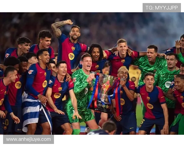 卫冕在望！那不勒斯豪购六大巨星，努涅斯、桑乔领衔冲击意甲连冠(3)